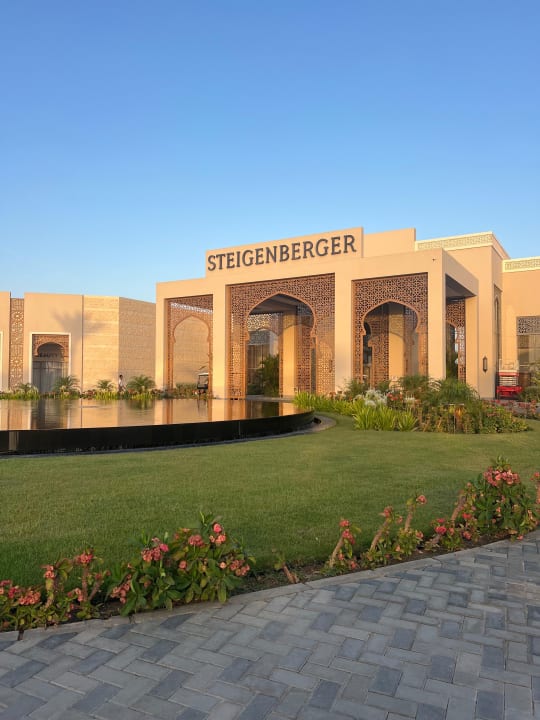 Außenansicht Steigenberger Resort Ras Soma