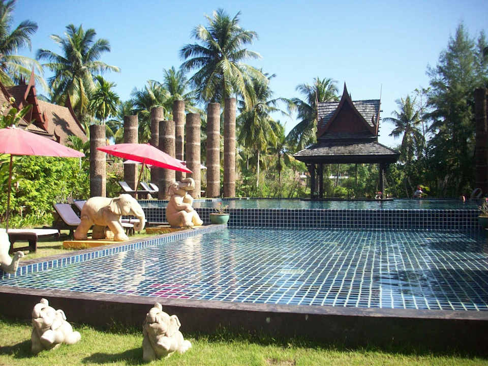 Pool  Hotel Takolaburi Khao Lak