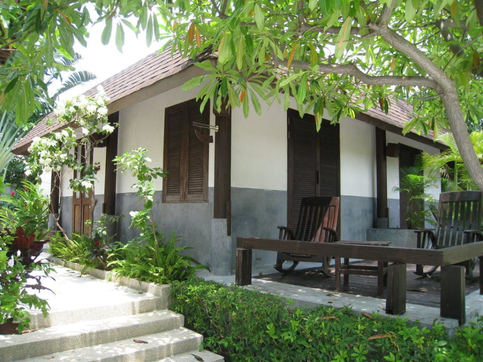 Cabana Iyara Beach Hotel