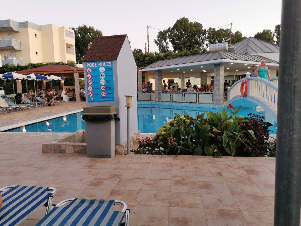 Pool Hotel Memphis Beach