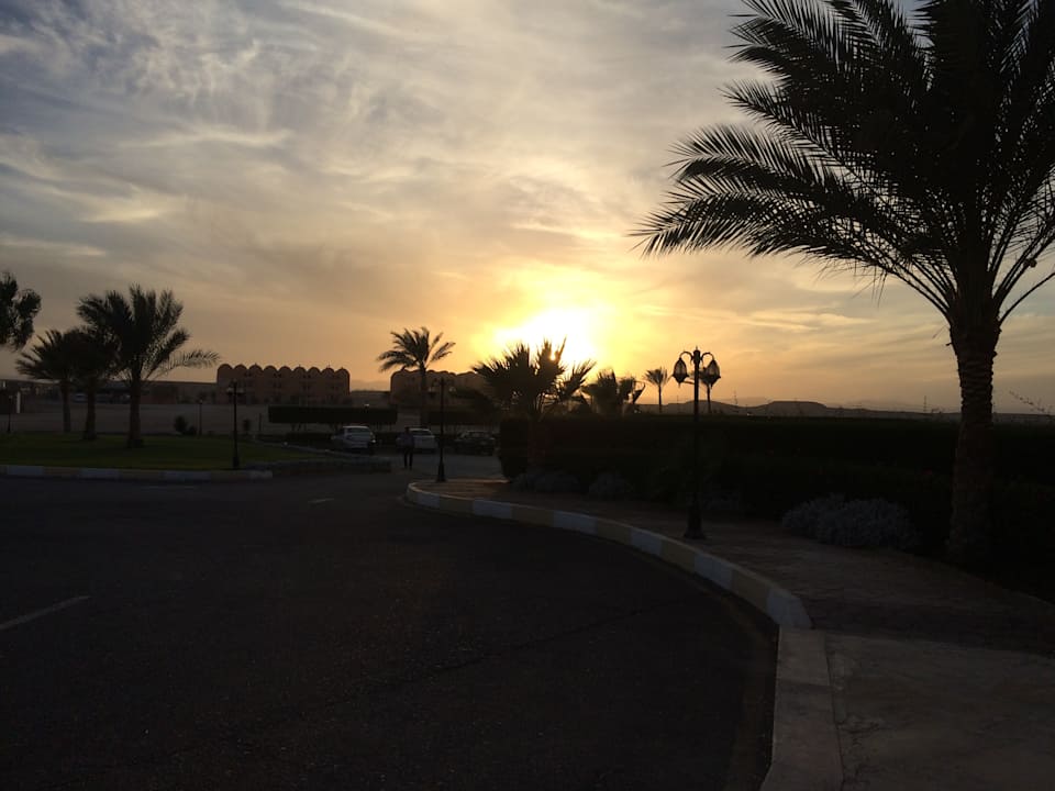 Garten Three Corners Sea Beach Resort