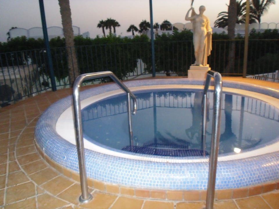 Der Whirlpool Hotel Riu Palace Maspalomas Adults Only