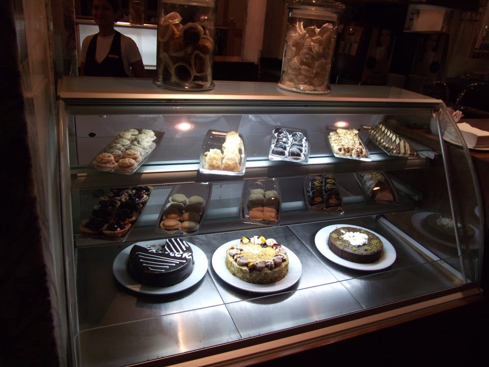 Kuchen am Nachmittag  Balmy Foresta