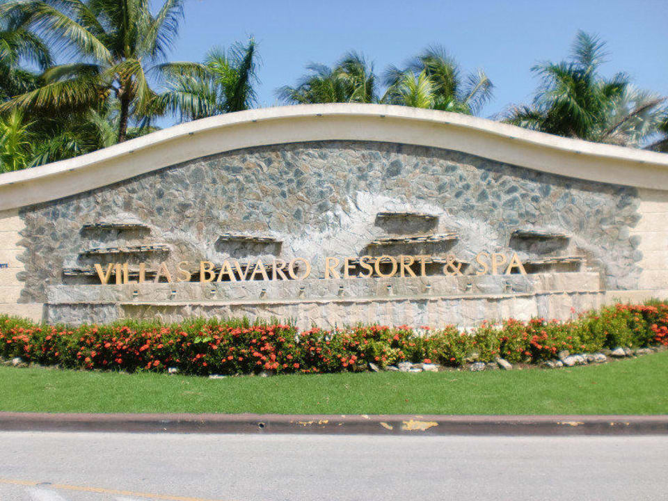 Eingang Villas Bavaro Resort & Spa