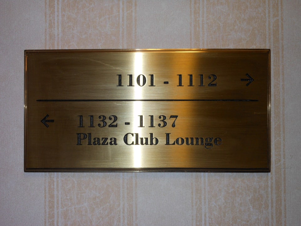 Plaza Club Lounge - Beschriftung Warwick Hotel Rittenhouse Square