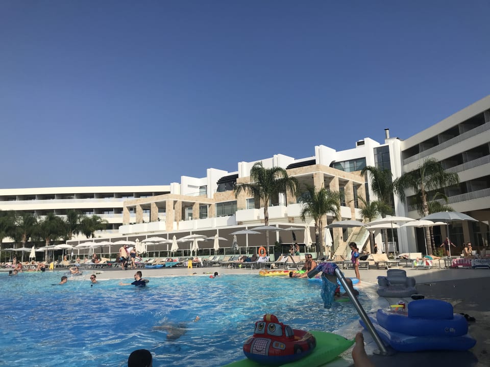 Pool Princess Andriana Resort & Spa
