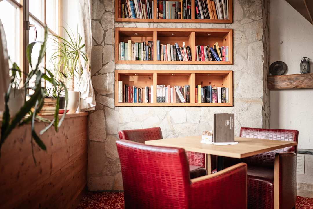 Lobby Hotel Chalet Tianes