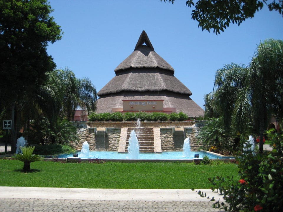 Eingang Sandos Beach Sandos Playacar Beach Resort