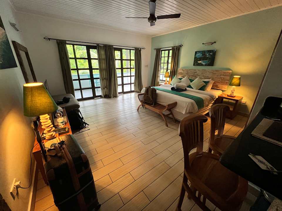 Gartenanlage La Digue Self Catering Apartments