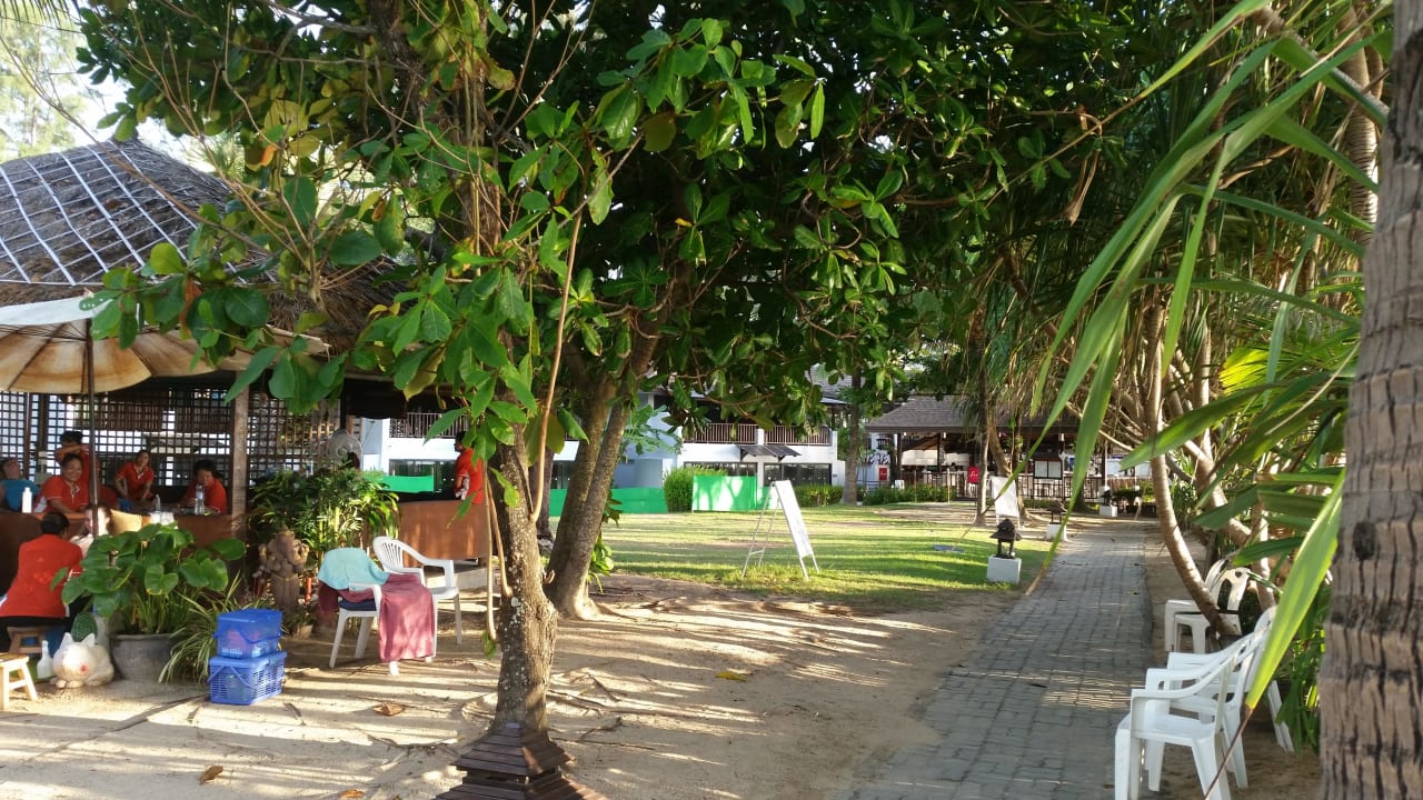 Vor Strand Sunwing Kamala Beach