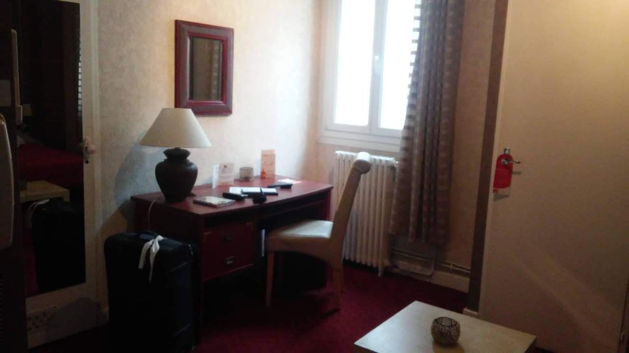 Schreibtisch etc. Hotel La Croix Blanche