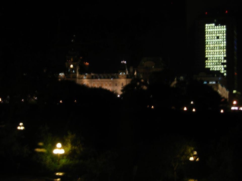 Blick aus dem Fenster Hotel Manoir D'Auteuil