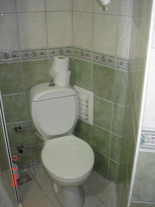 Bad Club Turtas Beach Hotel