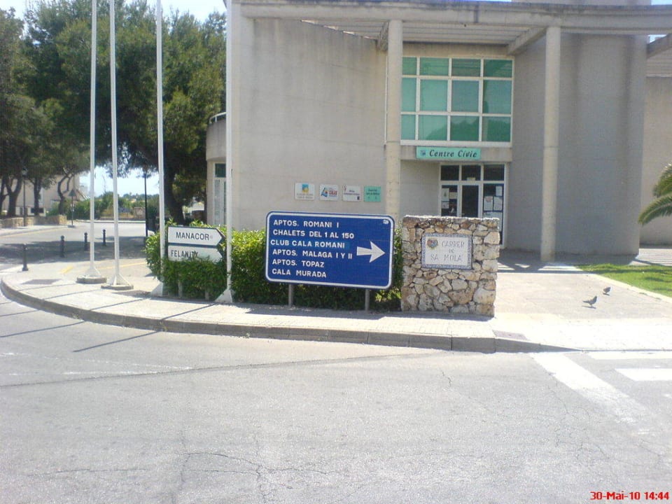 Straße zum Hotel Hotel Club Cala Romani