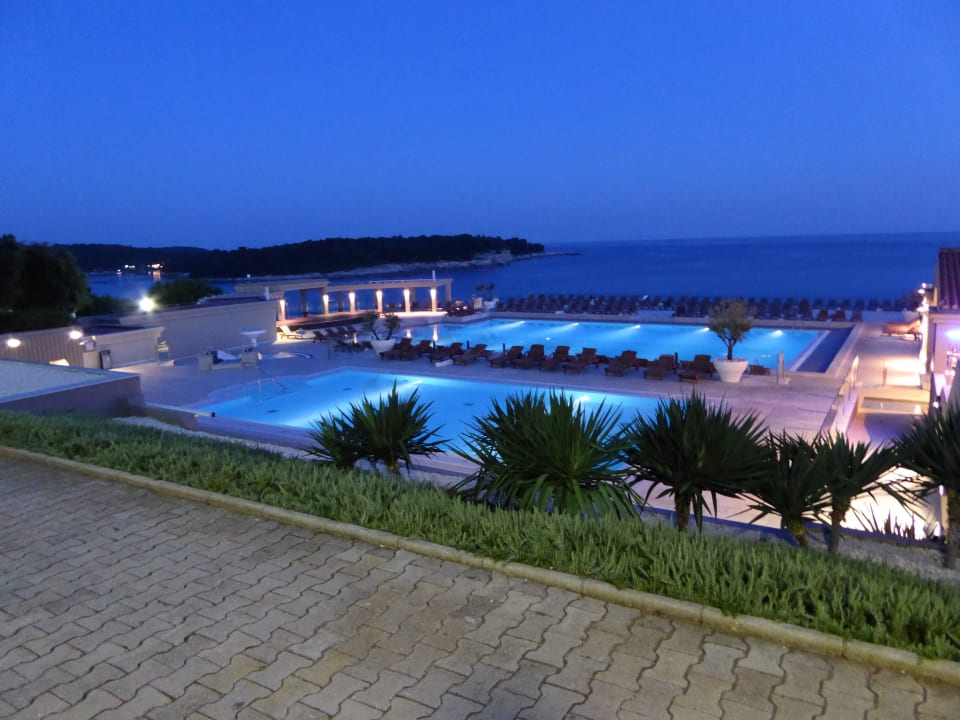 Pool 2 Park Plaza Histria Pula