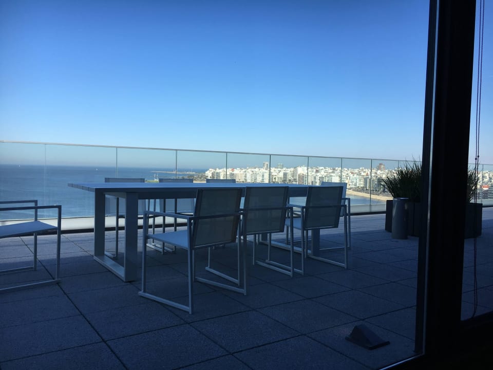 Aussicht von der Club Lounge Hyatt Centric Montevideo