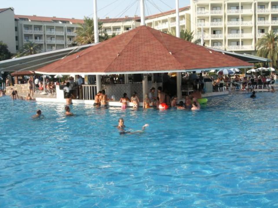 Pool ARUM - Bild 1 Arum Barut Collection