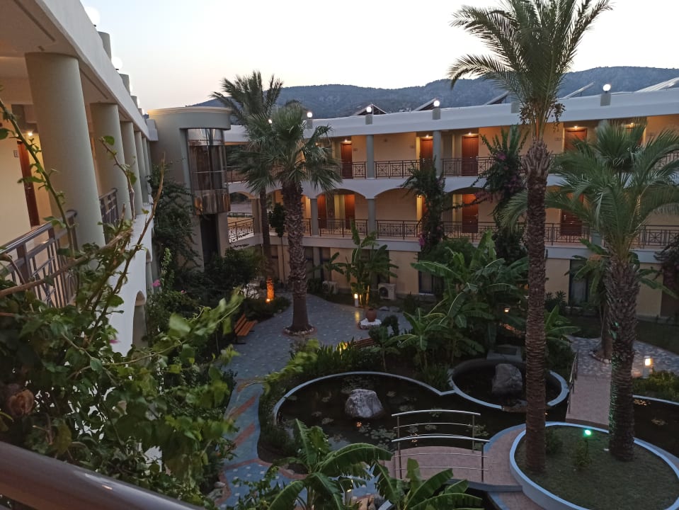 Ausblick Atrium Palace Thalasso Spa Resort & Villas