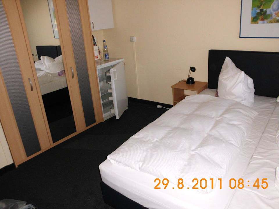 Blick ins Zimmer Days Inn Leipzig City Centre