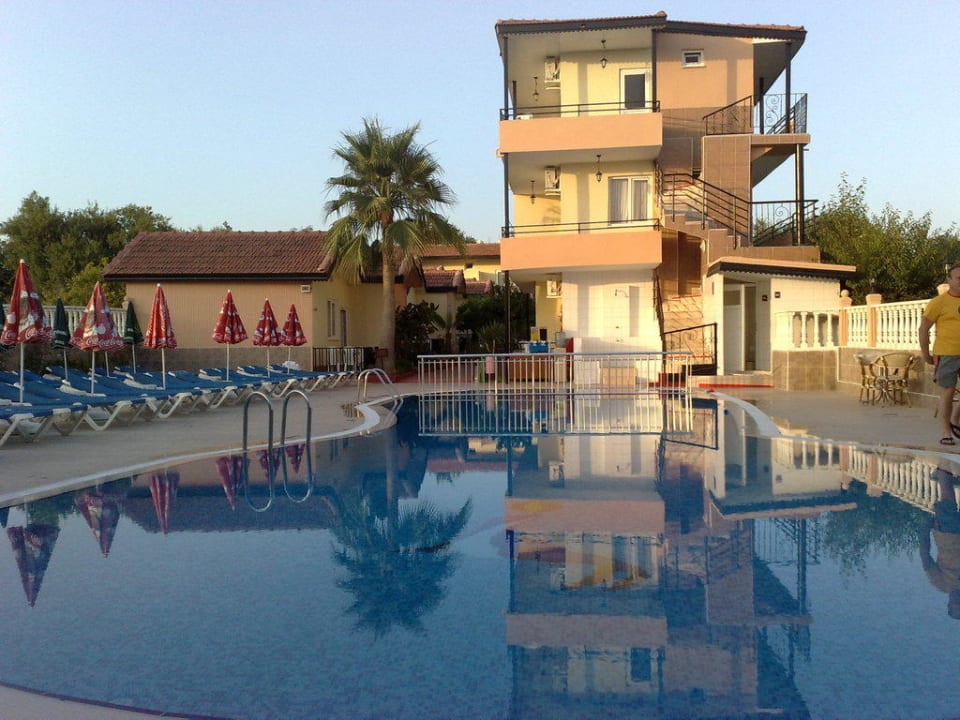 Sayanora/Park Sayanora Hotel