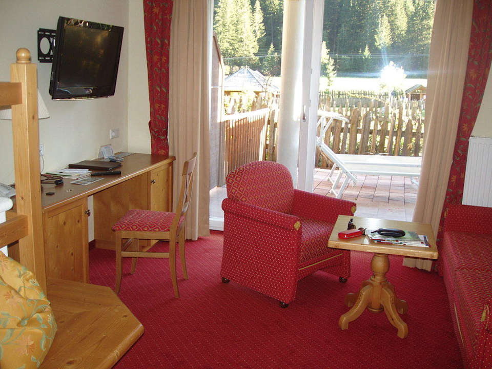 Wohnzimmer Suite 502 Alphotel Tyrol