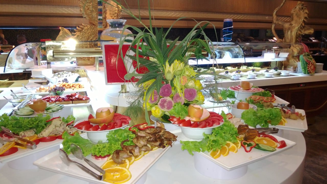 Буфет Kirman Belazur Resort & Spa