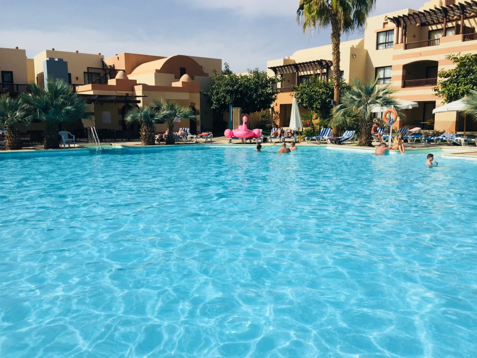 Windgeschützter Pool Marina Resort Port Ghalib, a member of Radisson Individuals