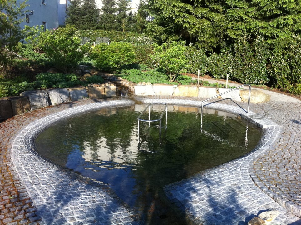 Wasser-Tretbecken Hotel Christiane