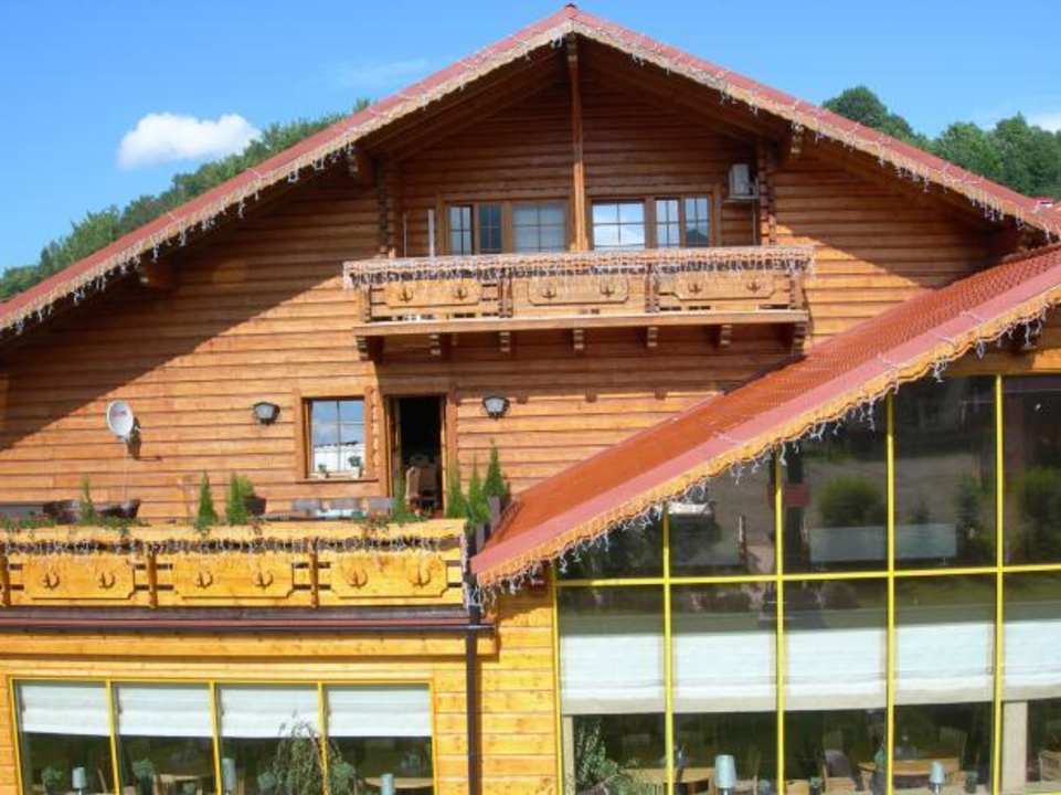 Widok z kolejki Hotel Meta Resort & Vine SPA