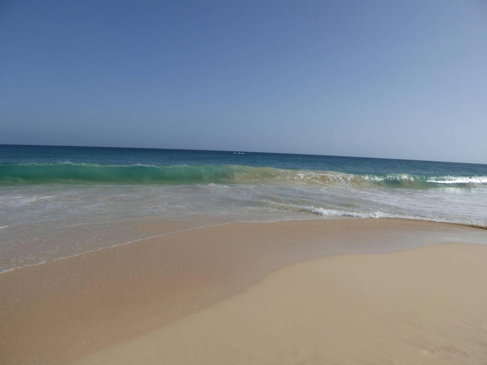 Feinster Sand und Brandung Hotel Riu Touareg