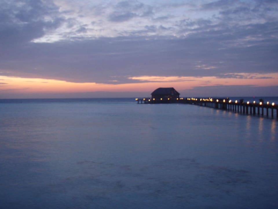 Pier zum Riff Sun Siyam Olhuveli