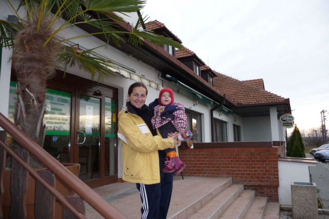 Hotel Eingang Hotel Zetocha