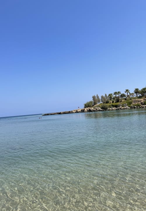 Strand Crystal Springs Beach Hotel