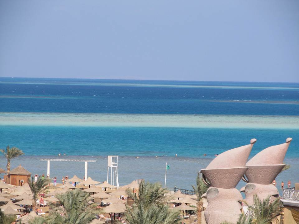 Вид на море Le Jardin Aqua Park Resort