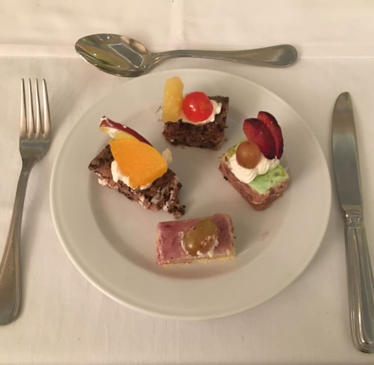 Gastro JAZ Aquamarine Resort