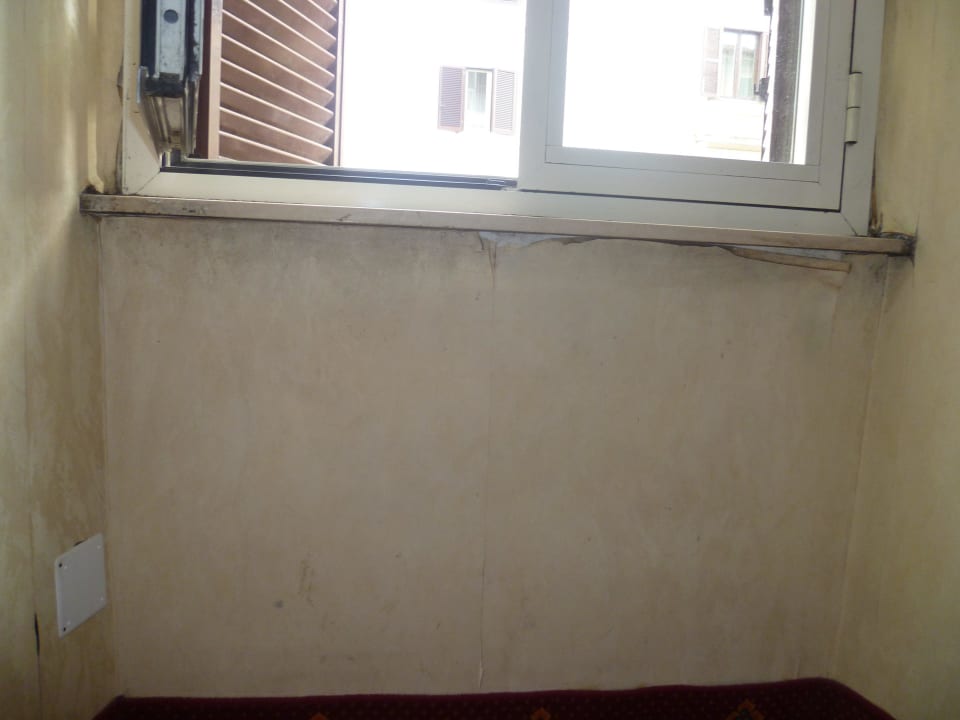 Fensternische The Republic Hotel