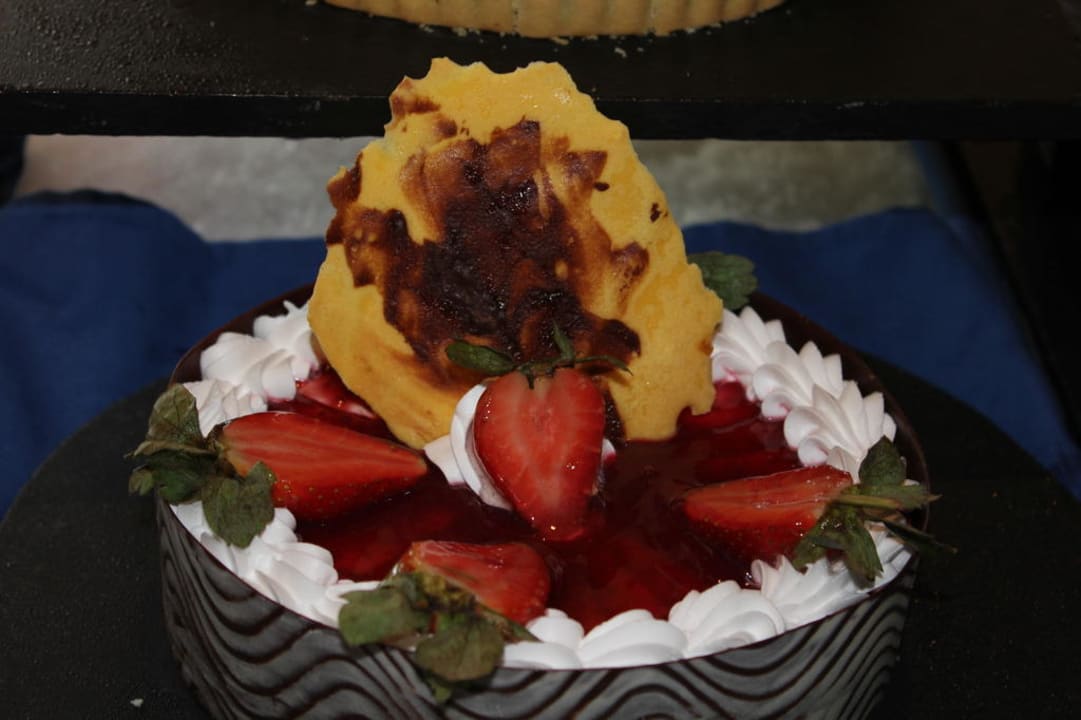 Mehr Kuchen Veligandu Maldives Resort Island