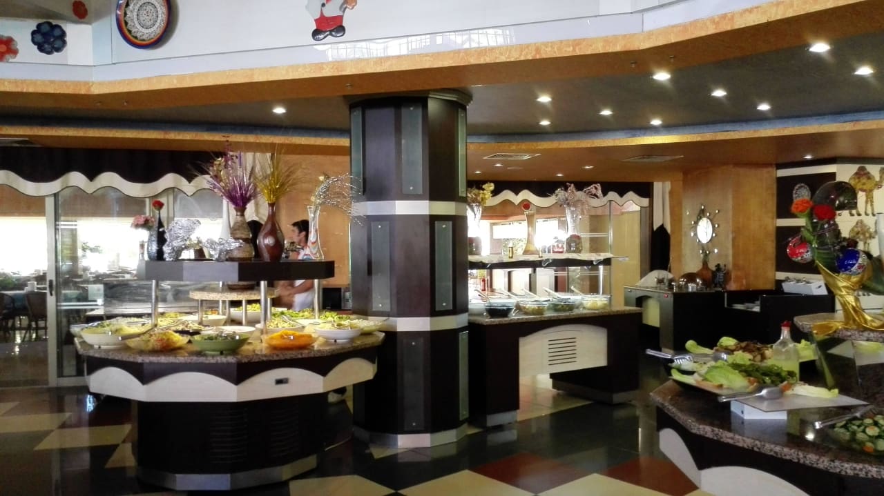 Buffet Hotel Orfeus Park