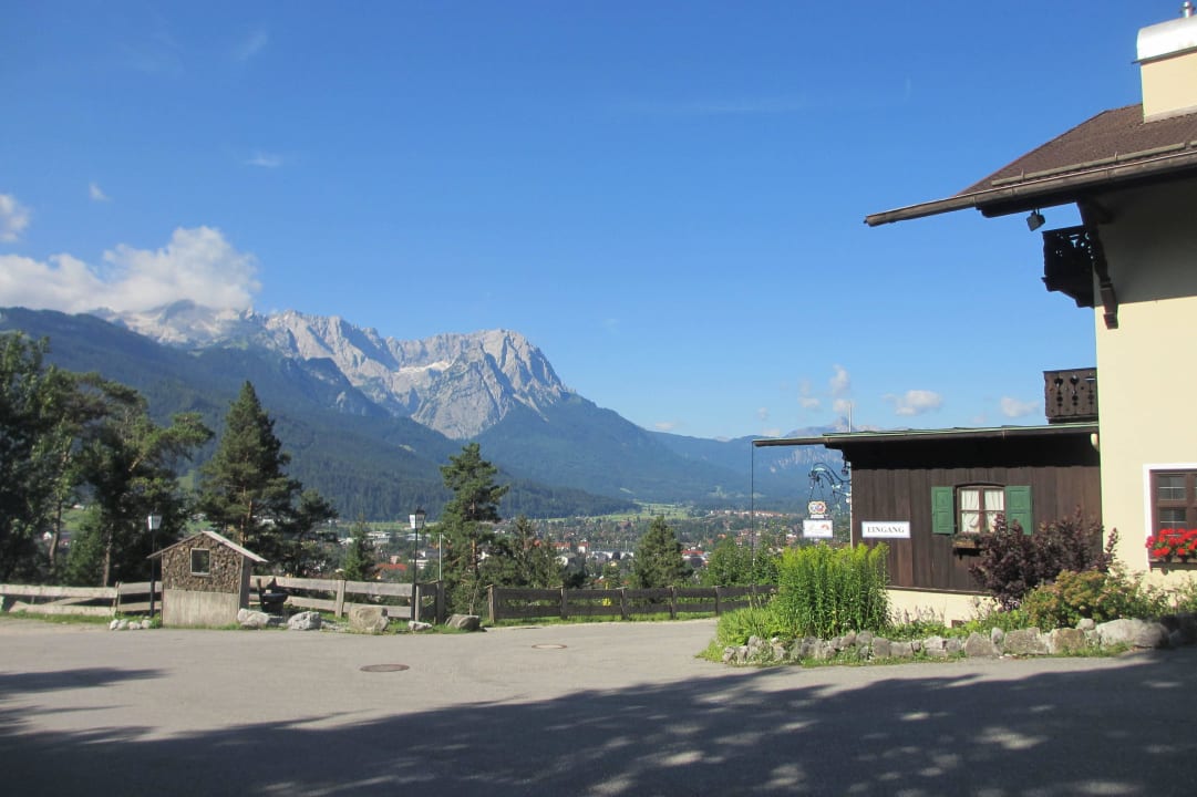 Beziehung Hotel - Zugspitzmassiv Landhotel & Berggasthof Panorama