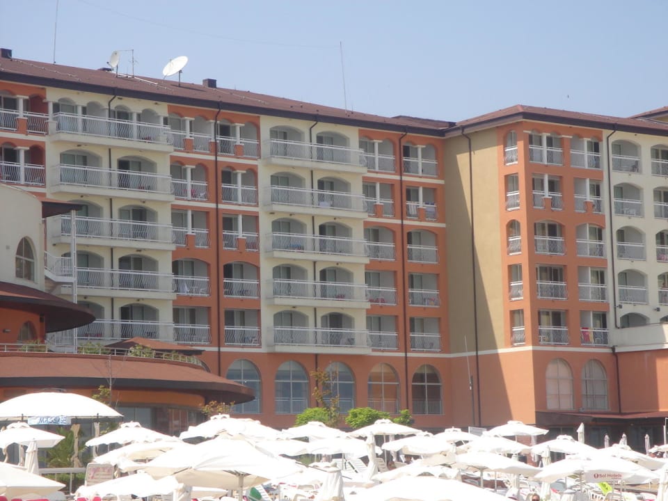 Hotel von außen Sol Luna Bay