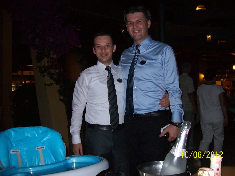 Die zwei sind super Alaiye Resort & Spa