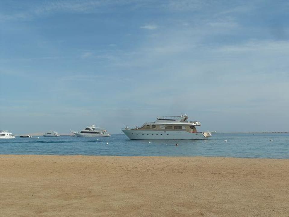 Strandausblick aufs Meer The Grand Hotel Hurghada