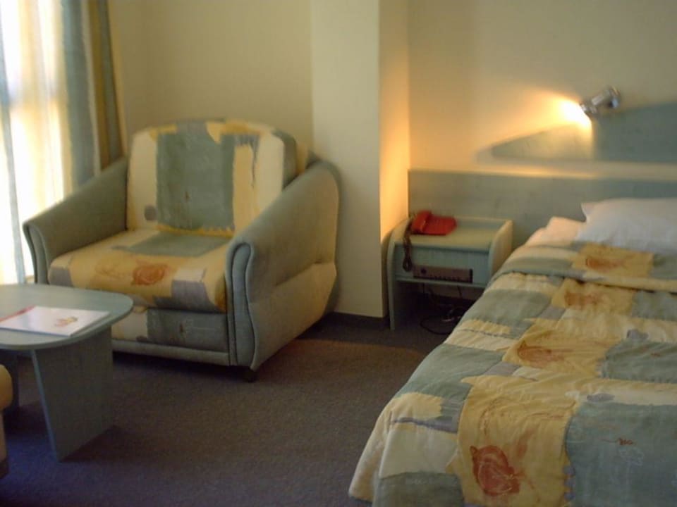 Geräumiges Zimmer Berlin Golden Beach