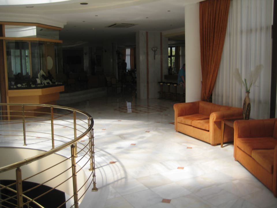 Lobbybereich Vantaris Palace
