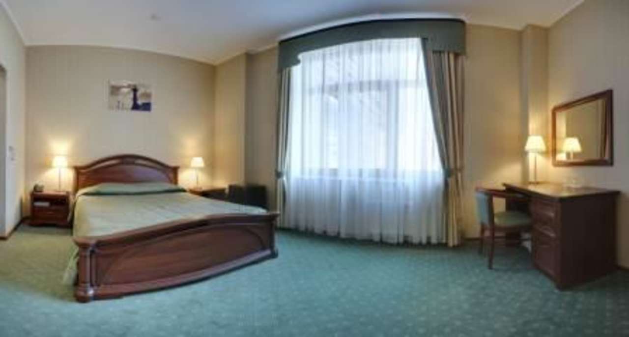 Комфорт  9 Owls Hotel