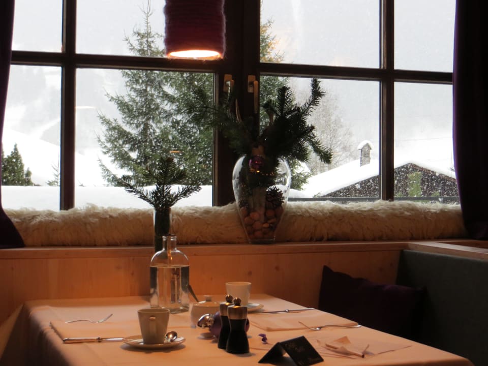 Tischdekoration MONTAFON Lodge Hotel und SPA