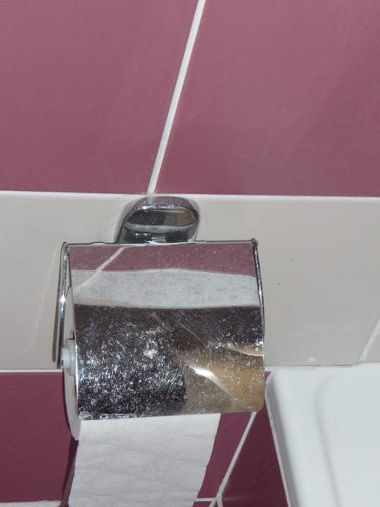 Toilettenpapierspender Doreta Beach Resort & Spa