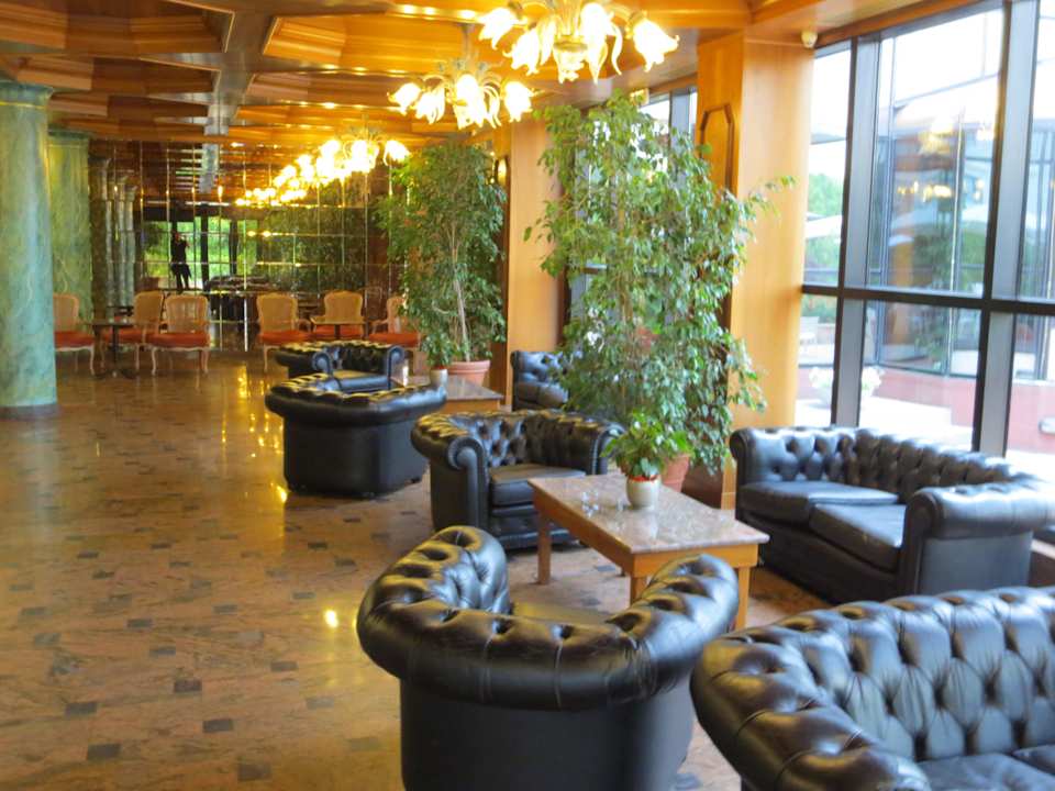 Lobby Russott Hotel