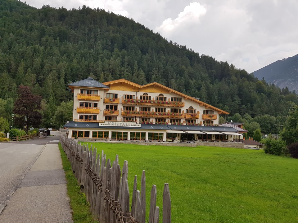 Außenansicht Verwöhnhotel Kristall