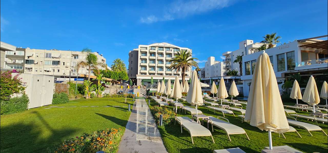 Gartenanlage Premier Nergis Beach Hotel